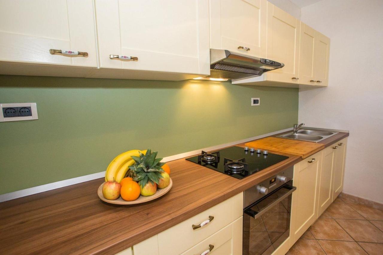 Apartment Nini Porec Exterior photo