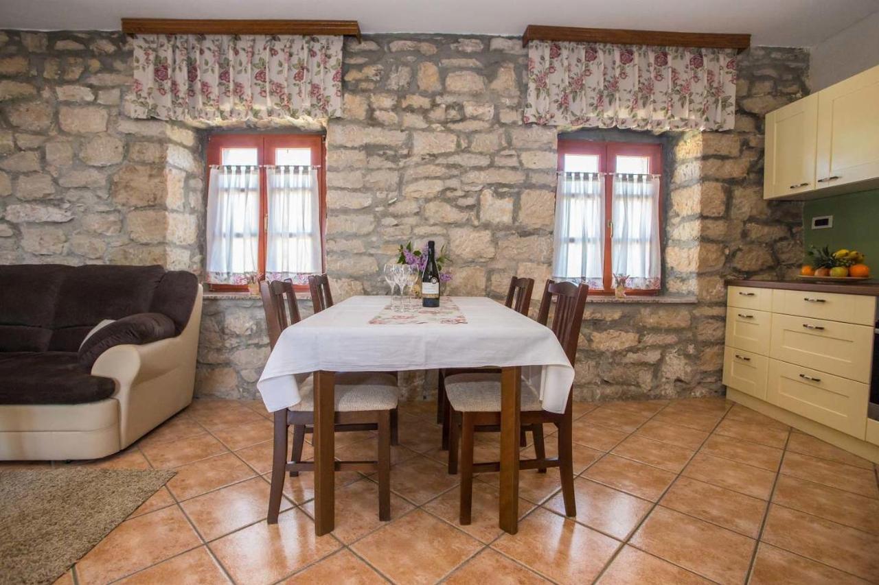 Apartment Nini Porec Exterior photo